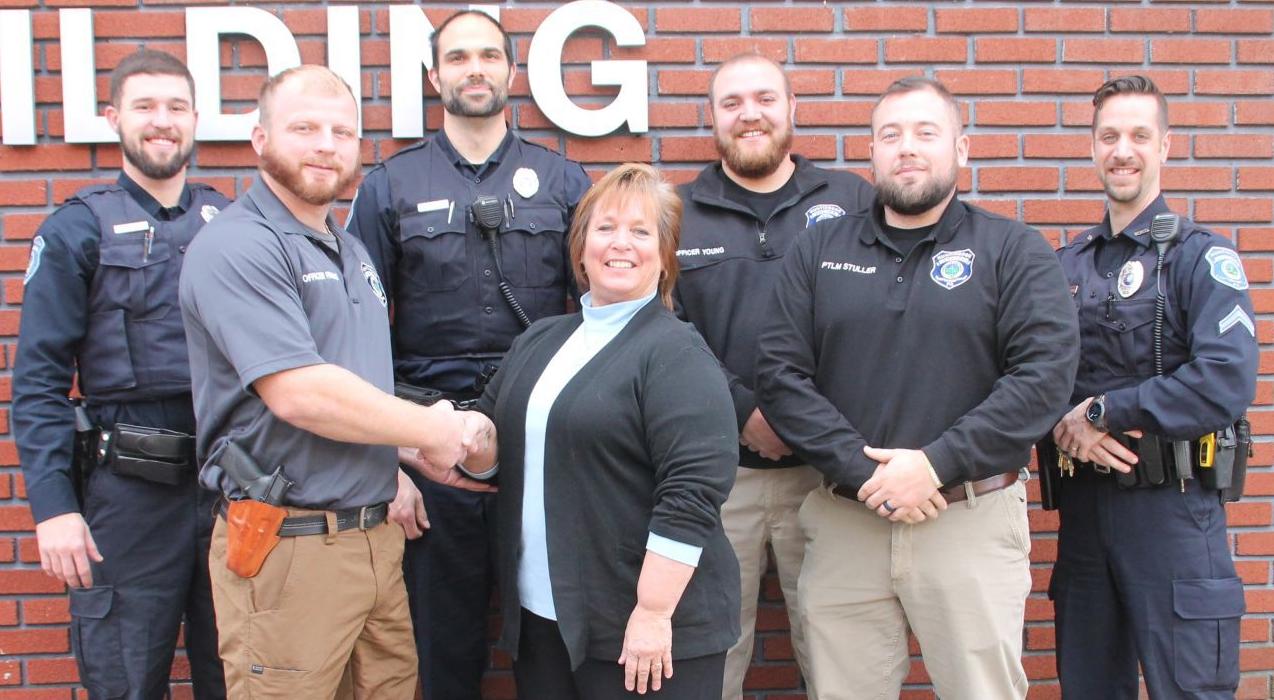 HPD officers raise funds for humane society